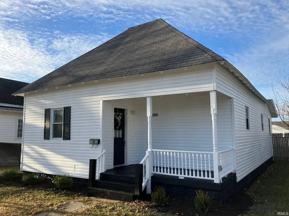 1323 Bayou St, Vincennes, IN 47591