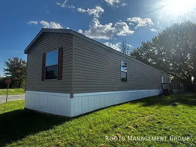 3 Bed 2 Bath Home Available for Lease at Fort Wayne MHC - Apply Now! — Photo 1