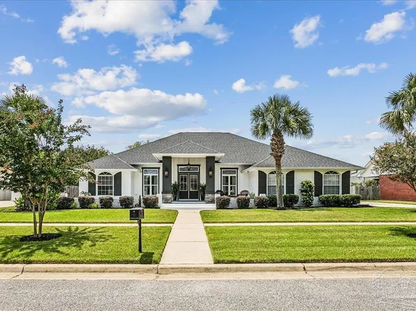 321 Mount Airy St, Cantonment, FL 32533