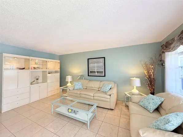 15 Markham A #15, Deerfield Beach, FL 33442