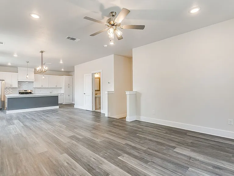 3133 Greene Ave #2028 — Photo 28