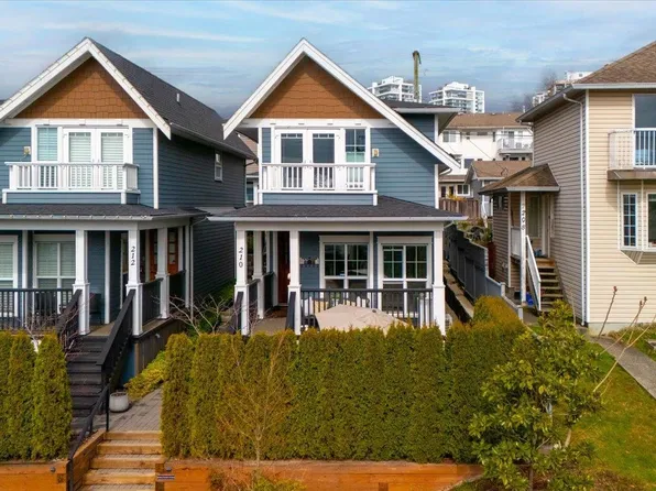 210 W 5th St, North Vancouver, BC V7M 1J9