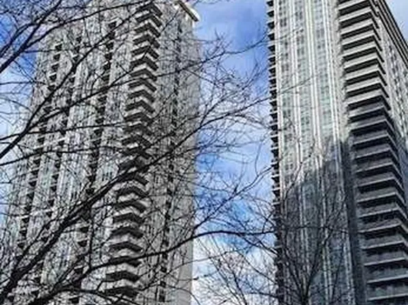 255 Village Green Sq, Toronto, ON