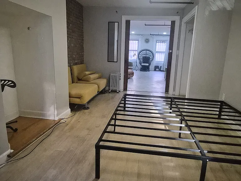 825 Marcy Ave #1 — Photo 9