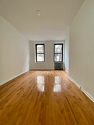 Rented by Dynamik Realty