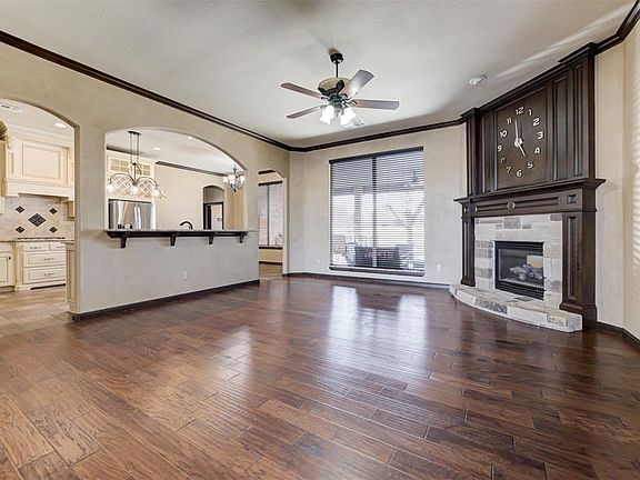 3rd image of 5504 NW 120th St