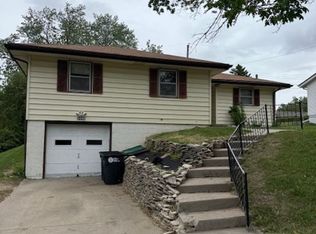 5009 N 58th St, Omaha, NE 68104