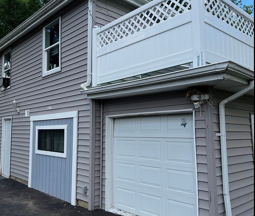 1st image of 2604 Fair Oak Ln