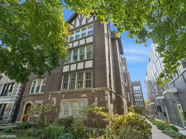 1527 W Estes Ave APT 1A, Chicago, IL 60626