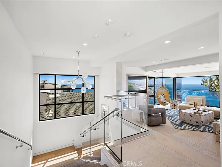2629 Victoria Dr — Photo 15