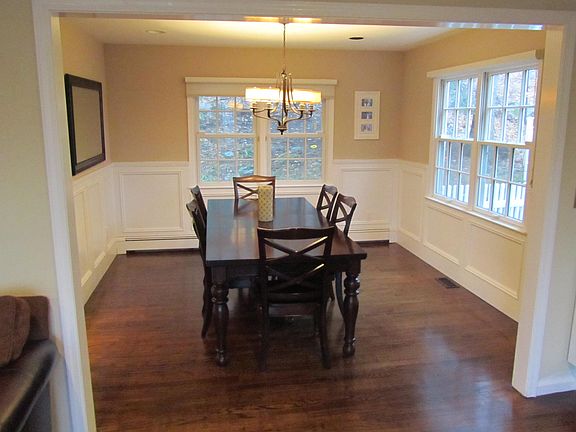 4th image of 45 Appleby Dr