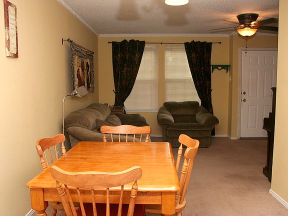 3rd image of 9858 Brockbank Dr #9858