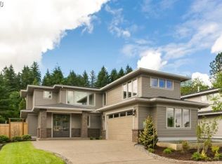 928 Cedar St, Lake Oswego, OR 97034