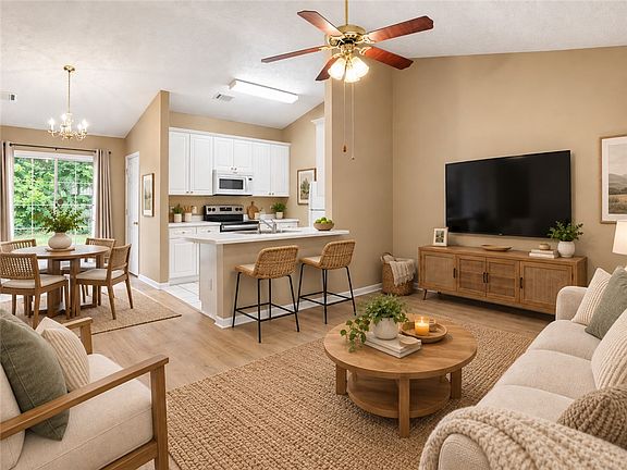 3rd image of 500 Waverly Pl APT 504