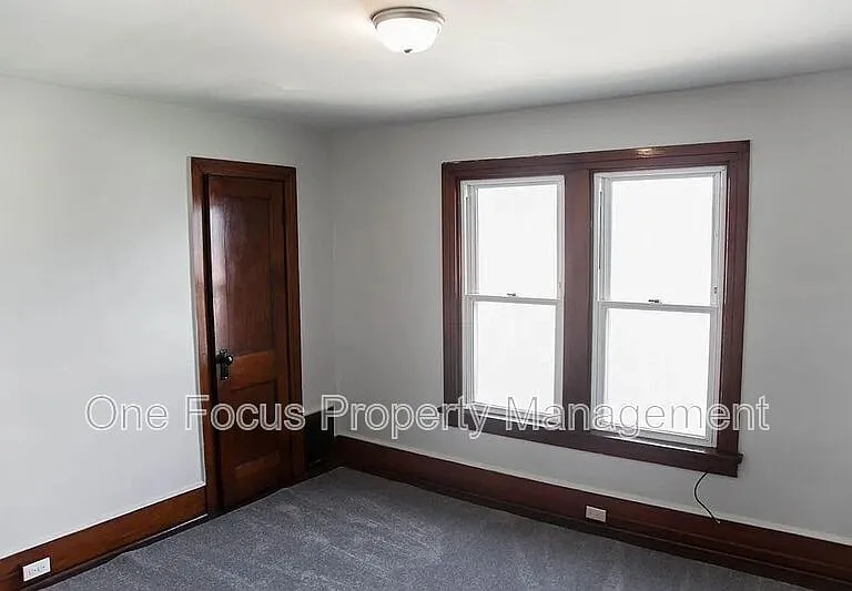 2119 King St — Photo 9