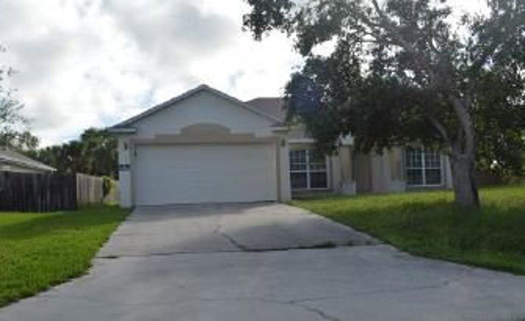 111 Chicory Ave NE, Palm Bay, FL 32907 Zillow