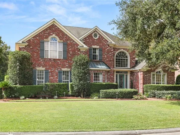 38 Castle Pines Dr, New Orleans, LA 70131