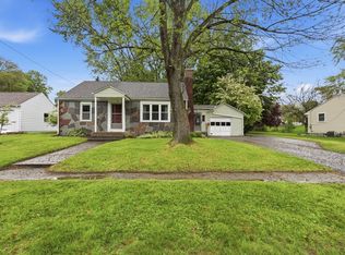 10 Lawrence Ave, South Hadley, MA 01075