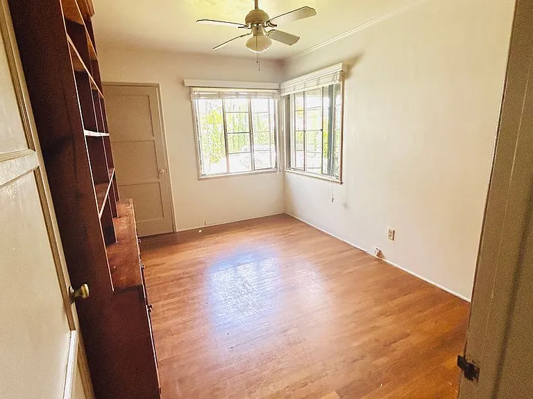 427 Palomar Ave — Photo 13