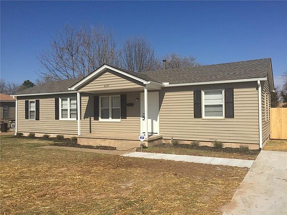 2nd image of 4221 SE 43rd St