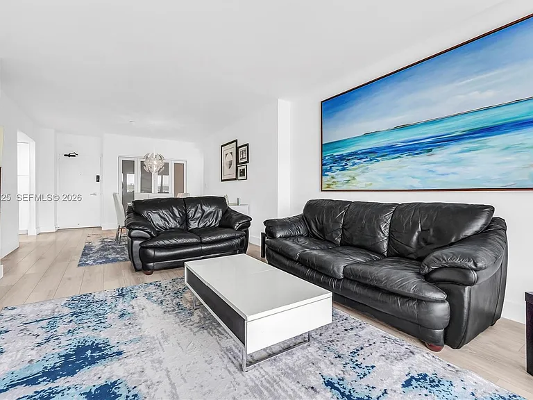 300 Bayview Dr #214 — Photo 22