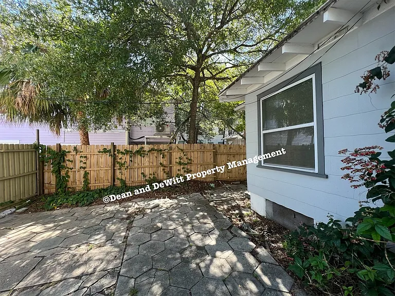 813 14th St N — Photo 3