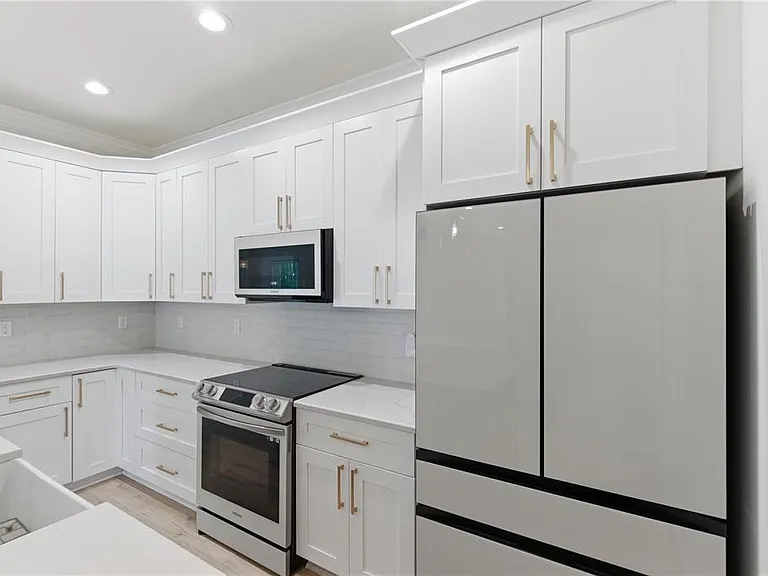 3944 Watson Dr — Photo 8