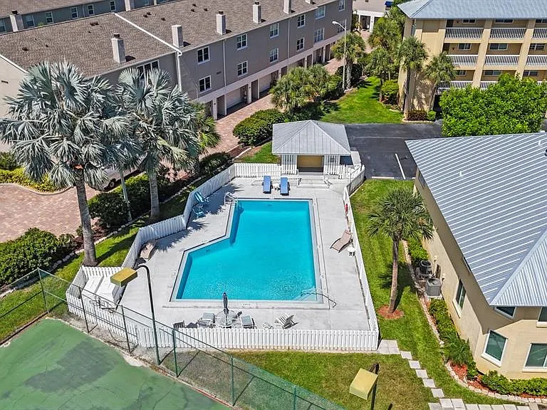 1125 Pinellas Bayway S #305 — Photo 34