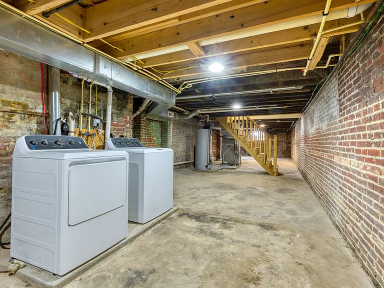 426 Mosher St — Photo 36