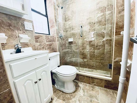 5th image of 206 W 88th St #2C