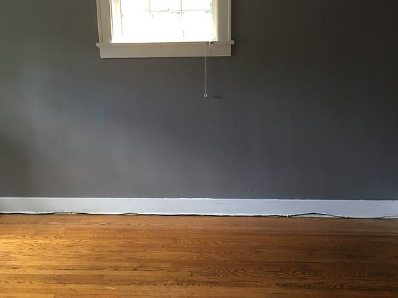 3rd image of 157 Winthrop Ave APT 3