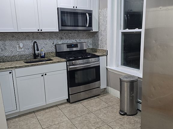 5th image of 44 Julian St #2