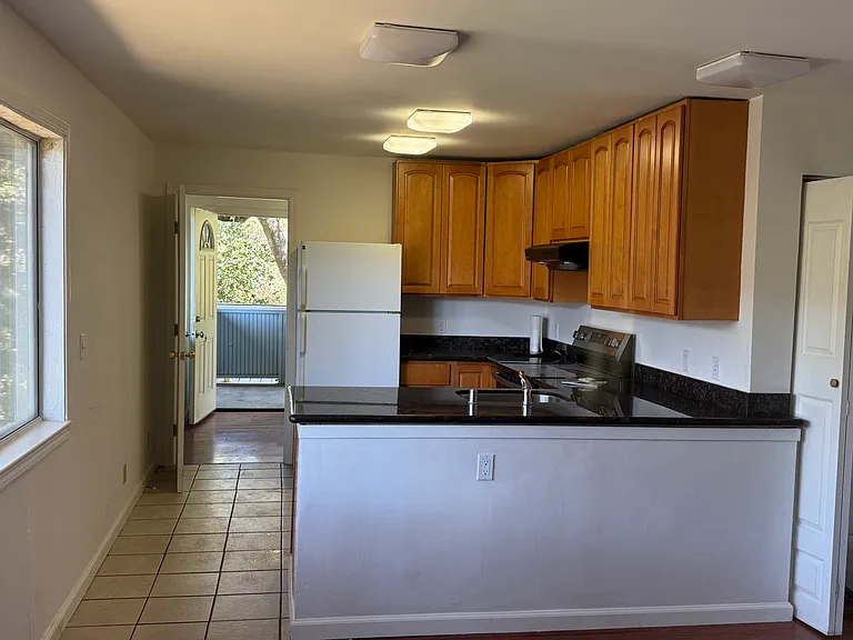 21 Muth Dr #2 — Photo 5