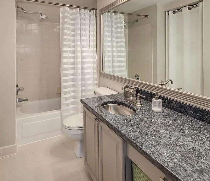 545 E Braddock Rd #101 — Photo 36