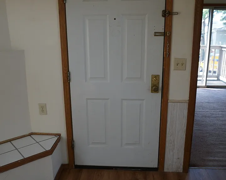 1524 Indianola Ave — Photo 13