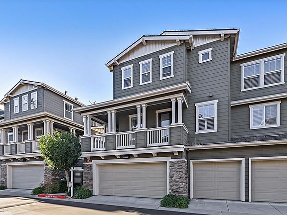 2nd image of 700 Live Oak Way APT 704