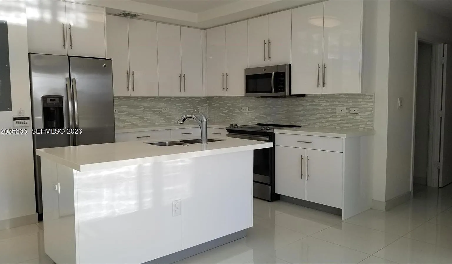 Weitzer Aventura Place Co — Photo 2