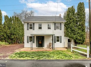 8069 Fox Mill Rd, Harrisburg, PA 17112