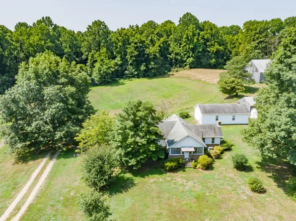 3695 Plum Point Rd, Huntingtown, MD 20639