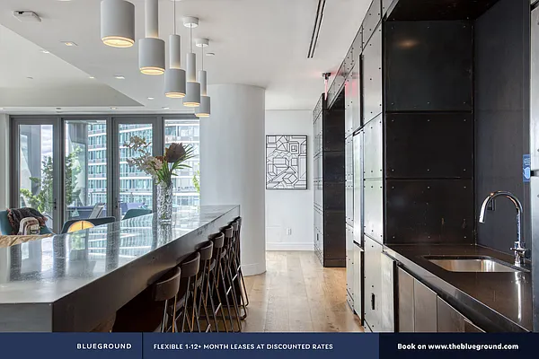 Rented by The Blueground | media 86