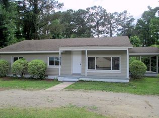 1211 Highland Ave, Trent Woods, NC 28562