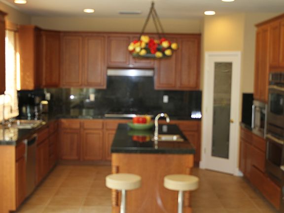 4th image of 4010 Stresa Way