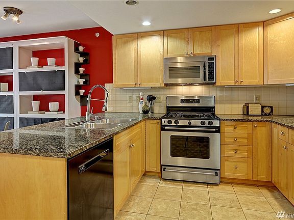 3rd image of 1420 Terry Ave Unit 504