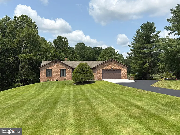 15881 Bald Eagle School Rd — Photo 2