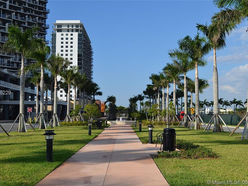 1st image of 5300 Paseo Dr #1907