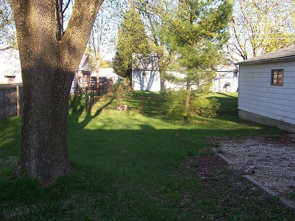 Great backyard with mature trees
