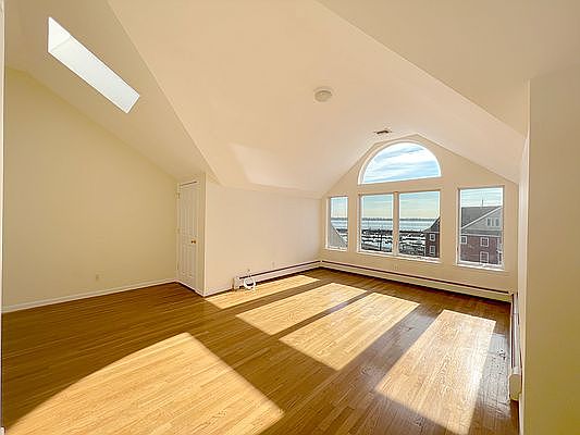 1st image of 124 Outlook Ave #2