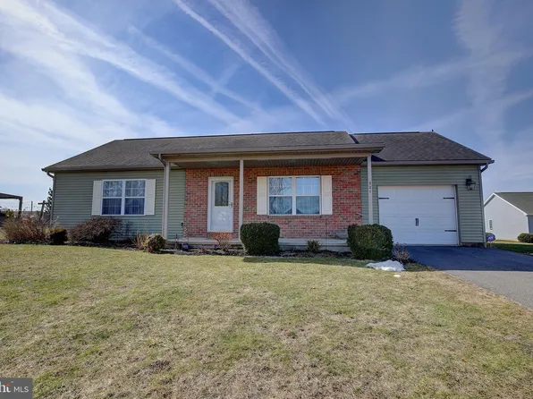 321 Pleasant Dr, Selinsgrove, PA 17870