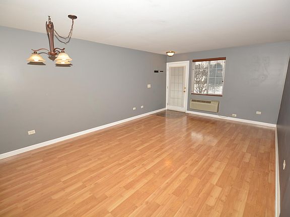 5th image of 2213 Silverstone Dr