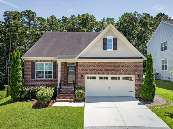 135 Shadow Hawk Dr, Durham, NC 27713